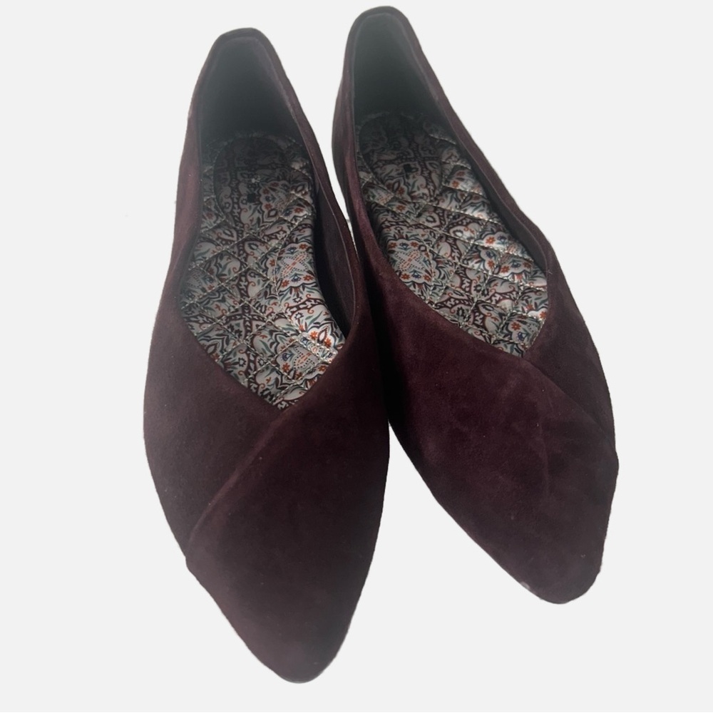NEW Birdies Women’s The Goldfinch Suede Pointed Toe Elegant Burgundy Flats 7M - Picture 1 of 7